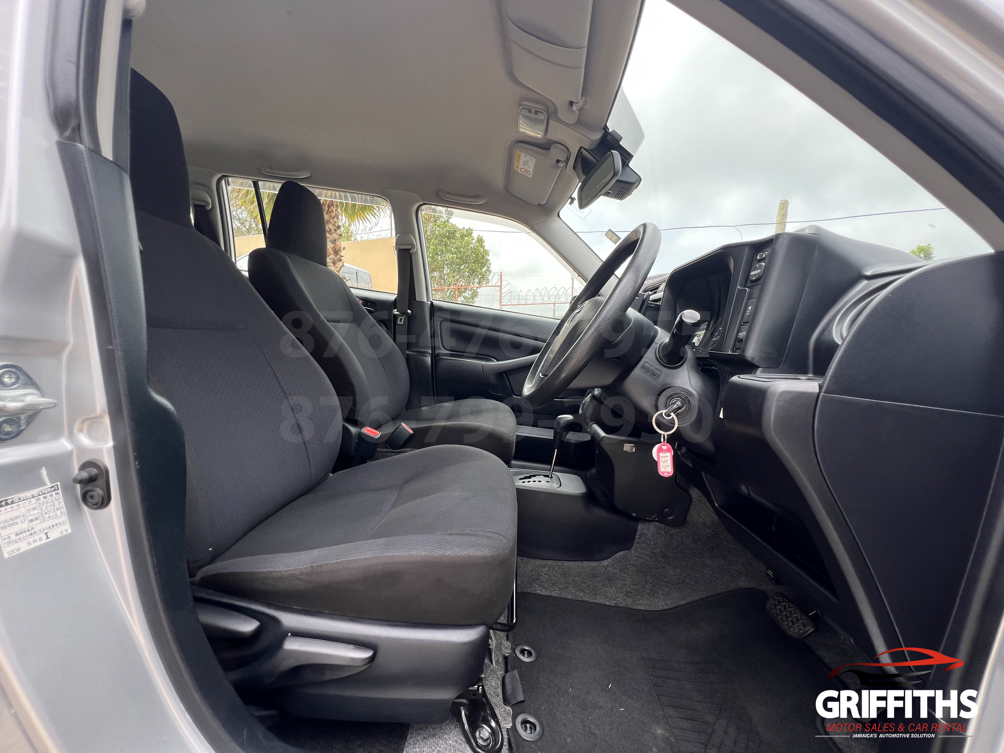 Vehicle Image 11