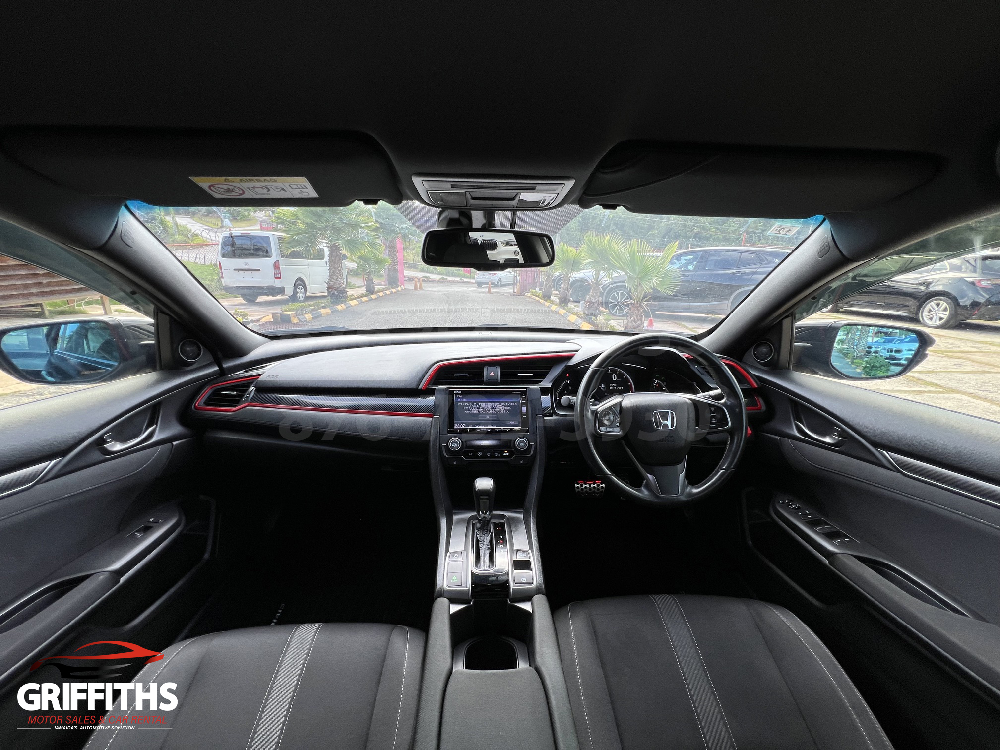 Vehicle Image 9