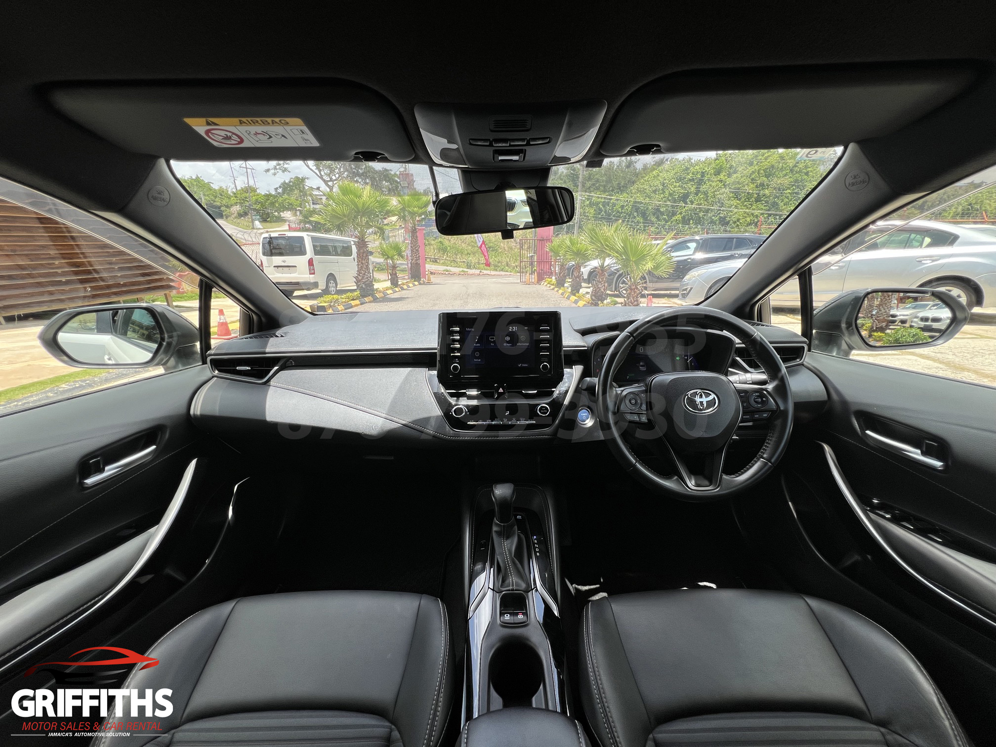 Vehicle Image 9