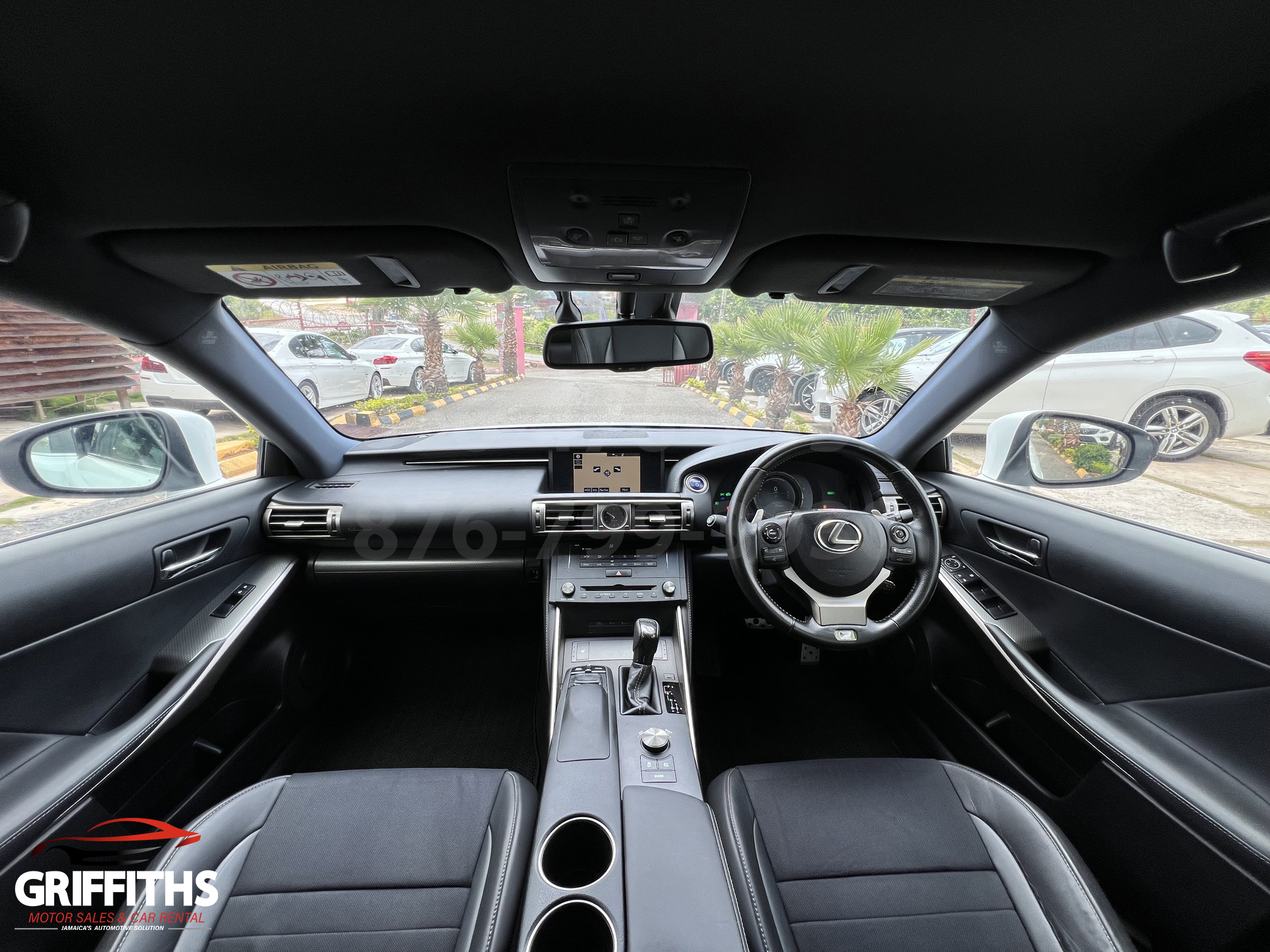Vehicle Image 9