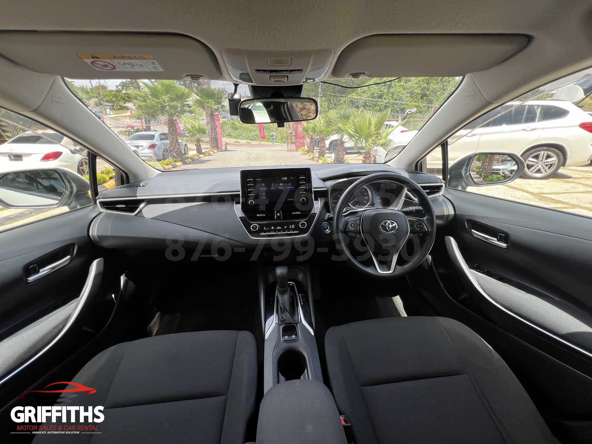 Vehicle Image 9