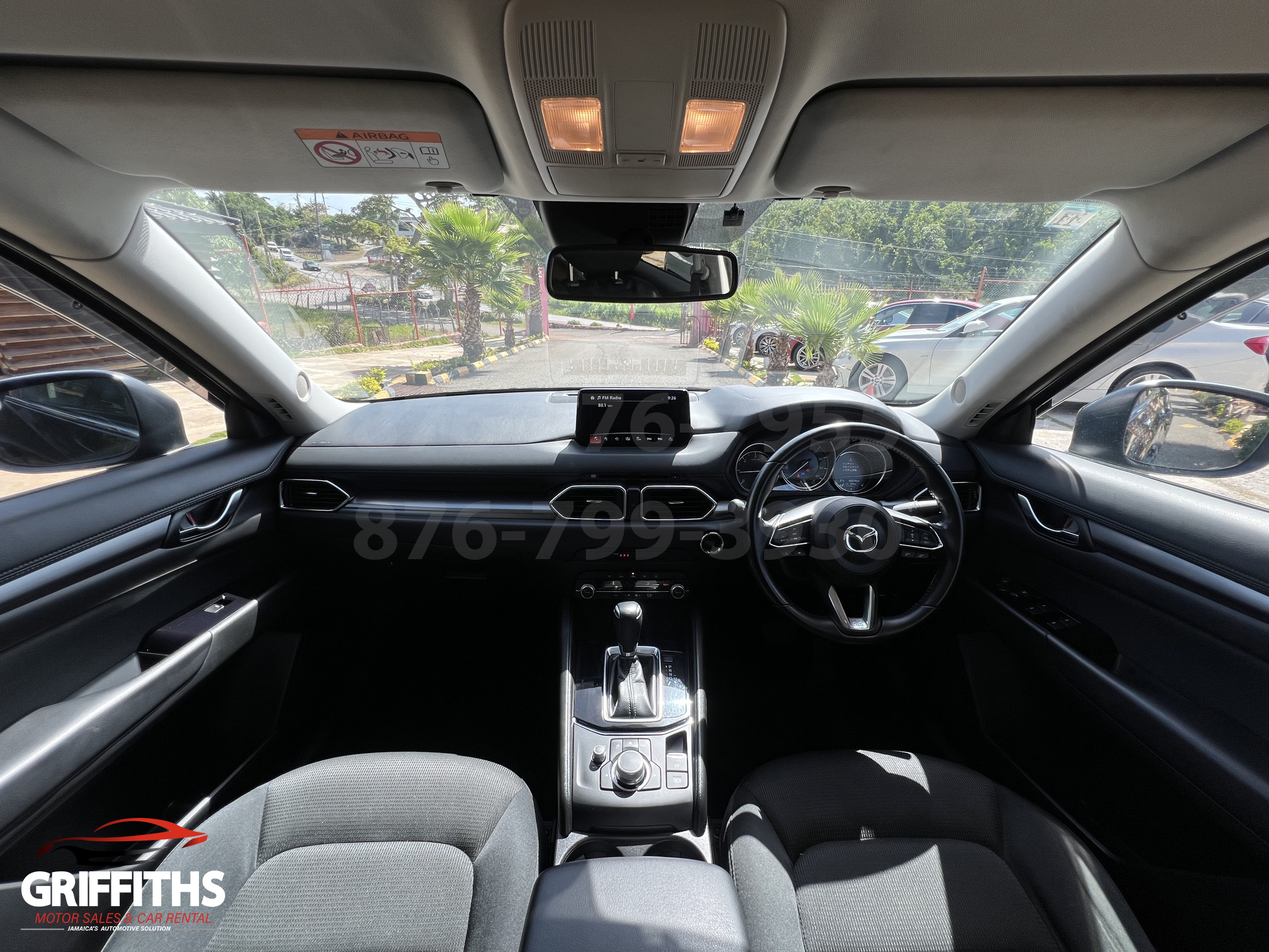 Vehicle Image 9