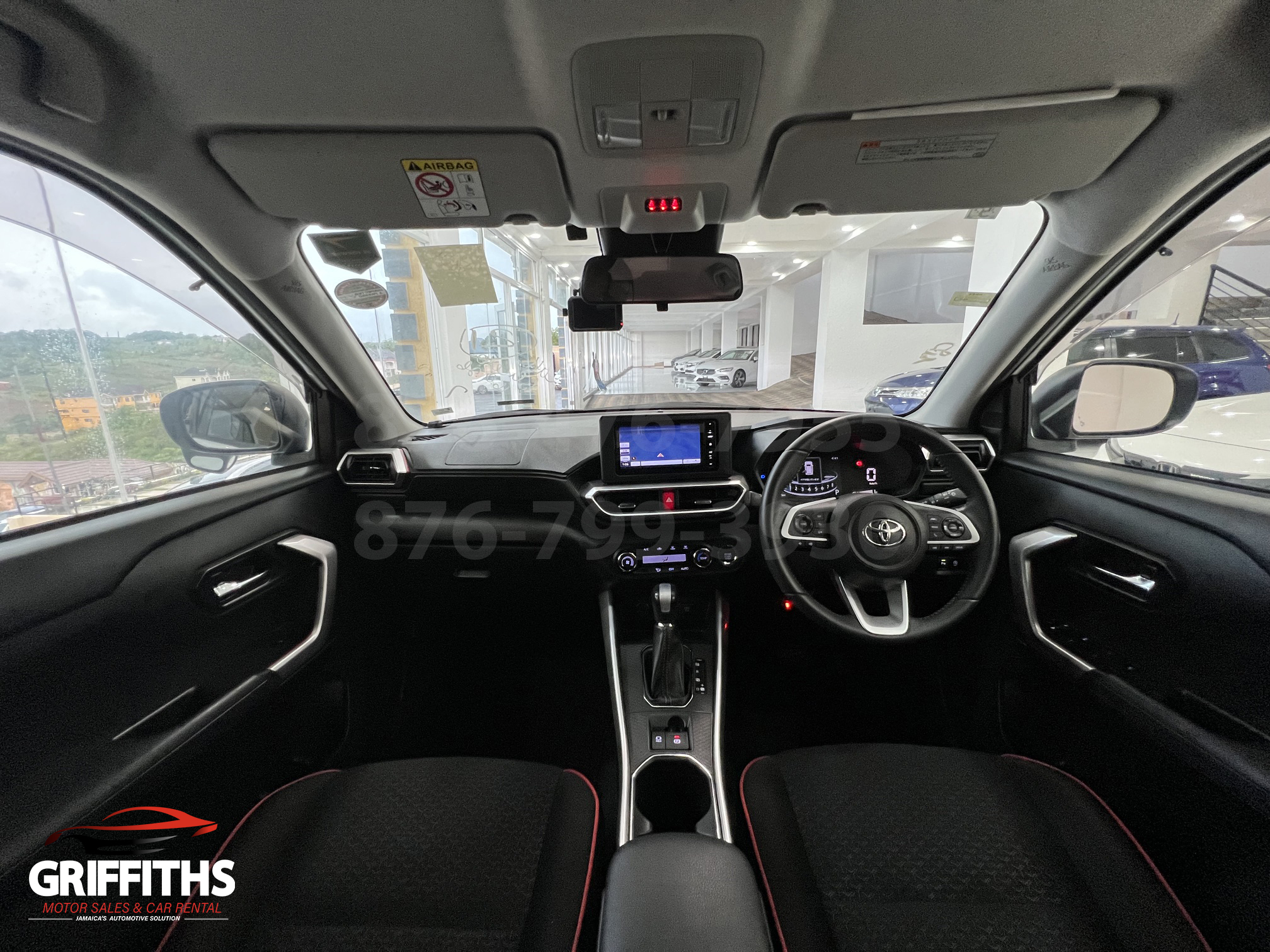 Vehicle Image 9