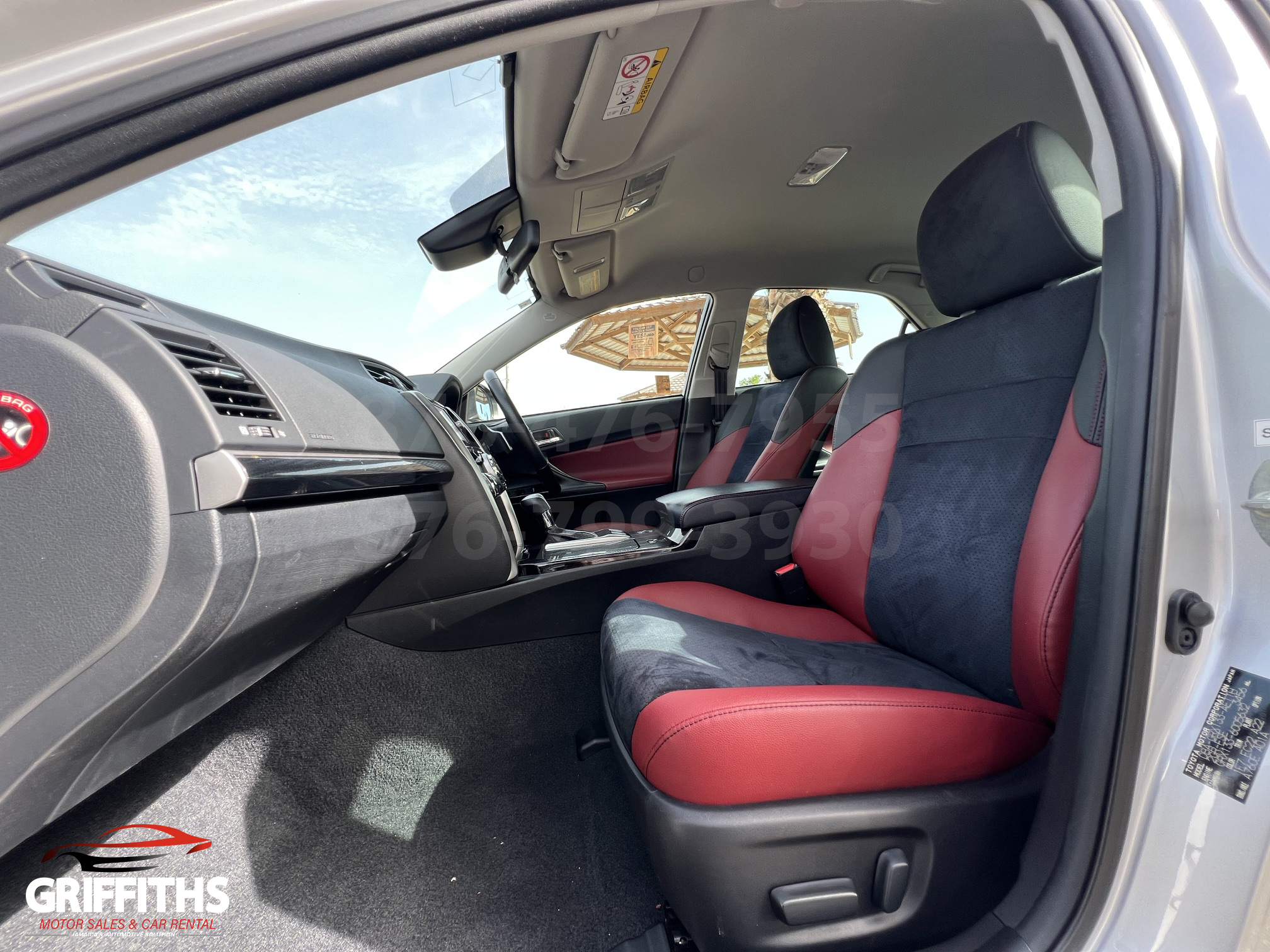 Vehicle Image 12