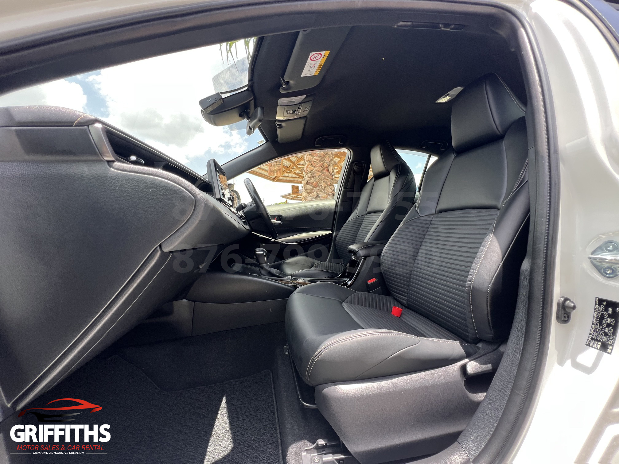 Vehicle Image 12