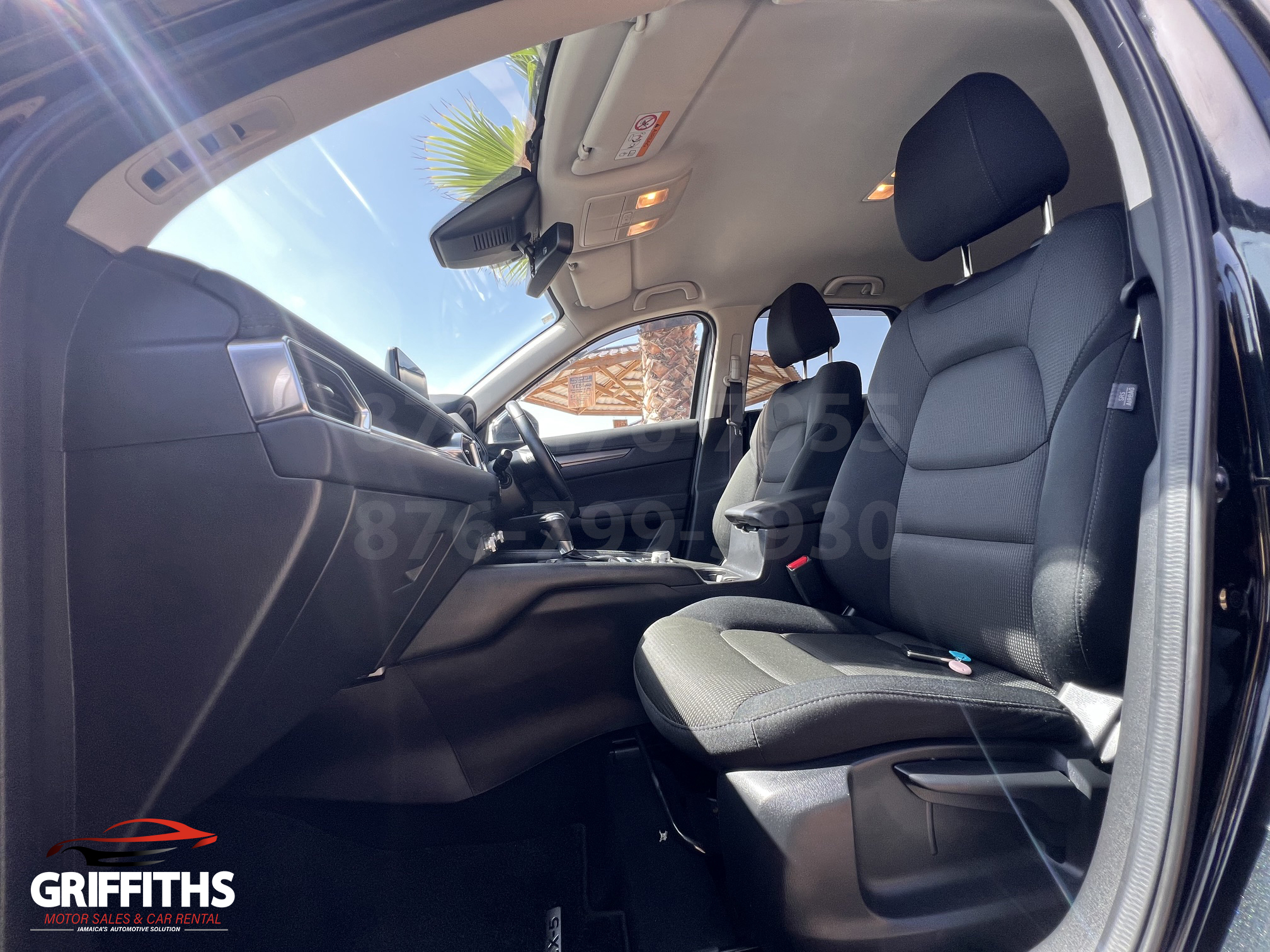 Vehicle Image 12