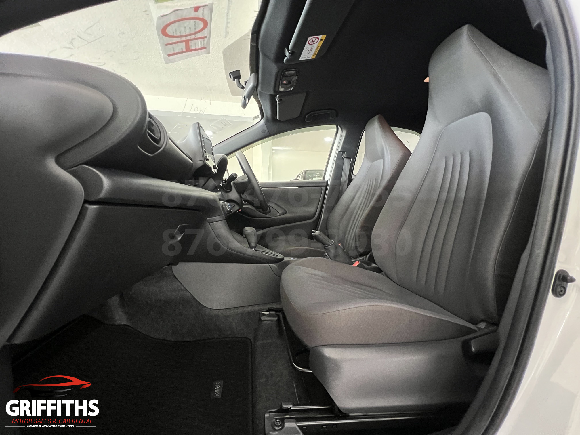 Vehicle Image 12