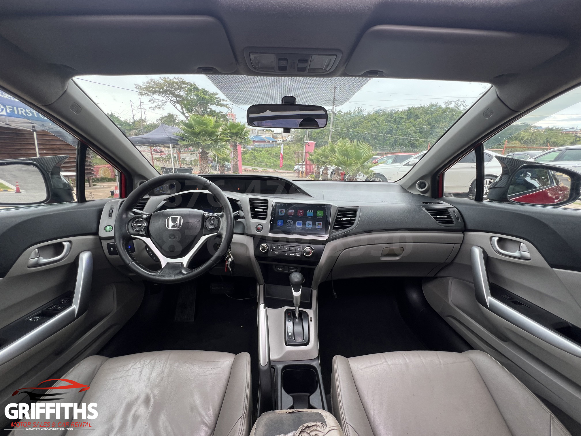 Vehicle Image 9
