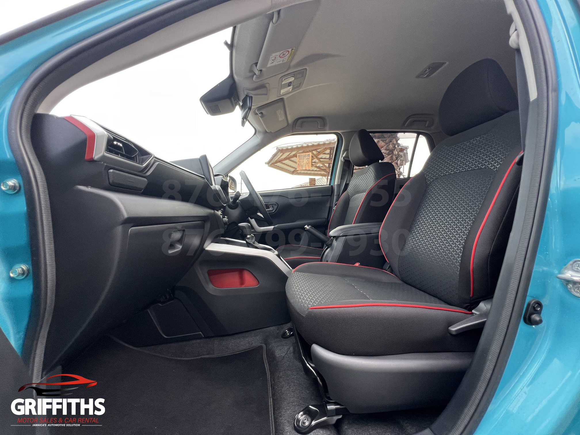 Vehicle Image 12