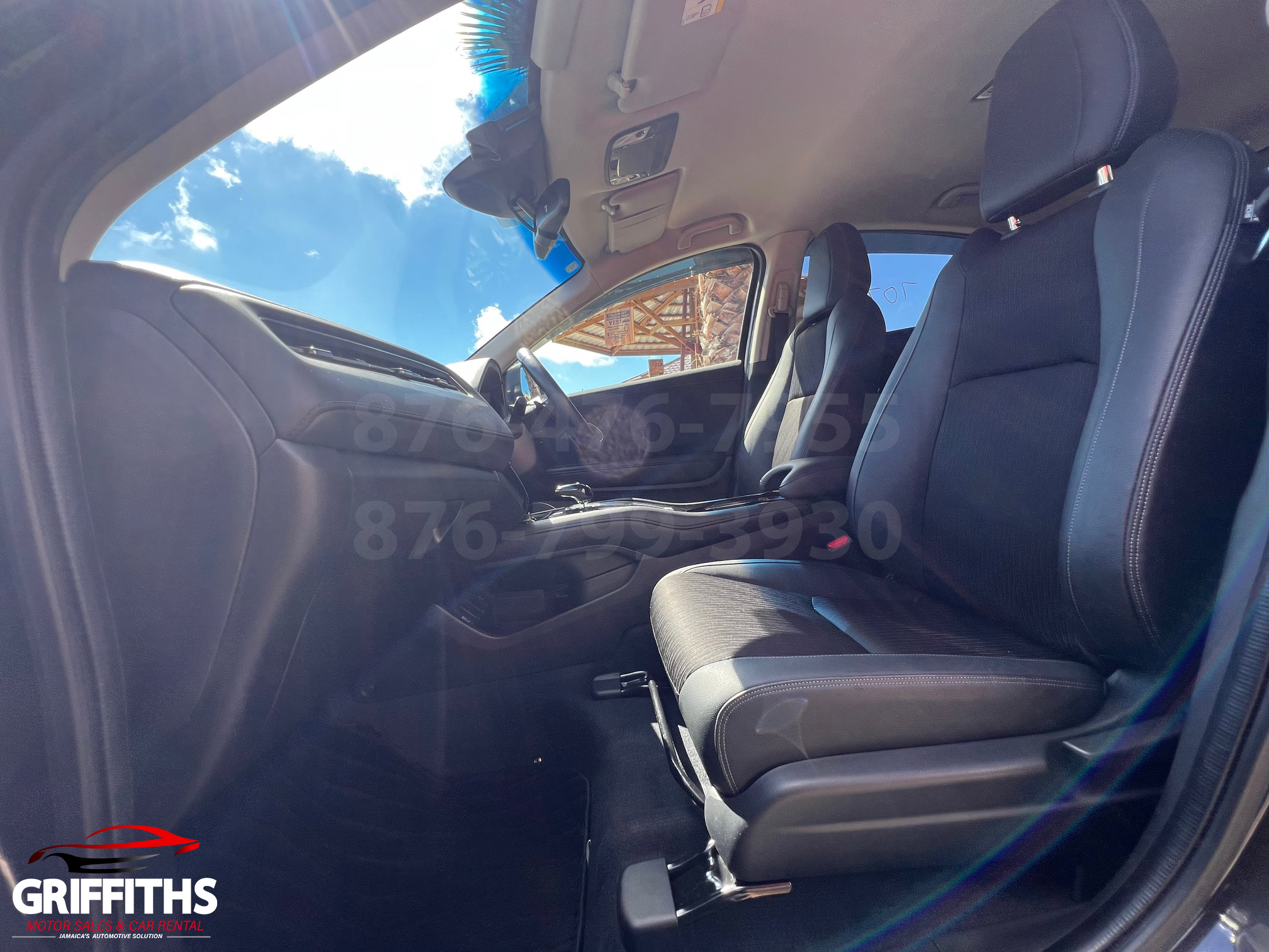 Vehicle Image 12